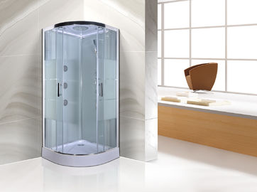 큰 안마 제트기를 가진 투명한 상한의 목욕탕 샤워 칸막이실